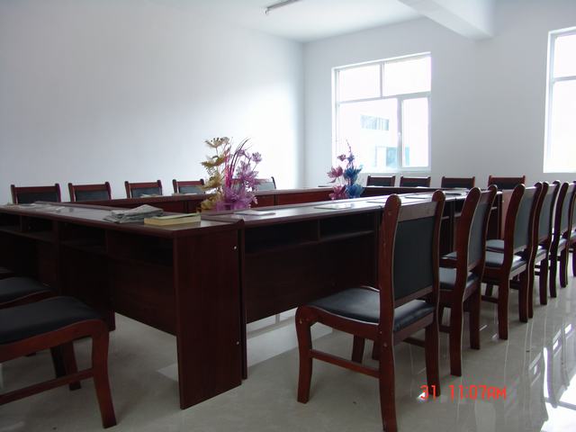 伟德国际1946bv官网2013年&ldquo;党政军企共建示范村&rdquo;活动任务圆满完成