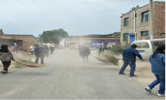 以&ldquo;庆七一&rdquo;为载体，物产工投公司党委将&ldquo;党的建设重点强化年&rdquo;活动向基层延伸